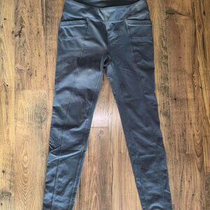 Athleta Women's Grey and Black Leggings